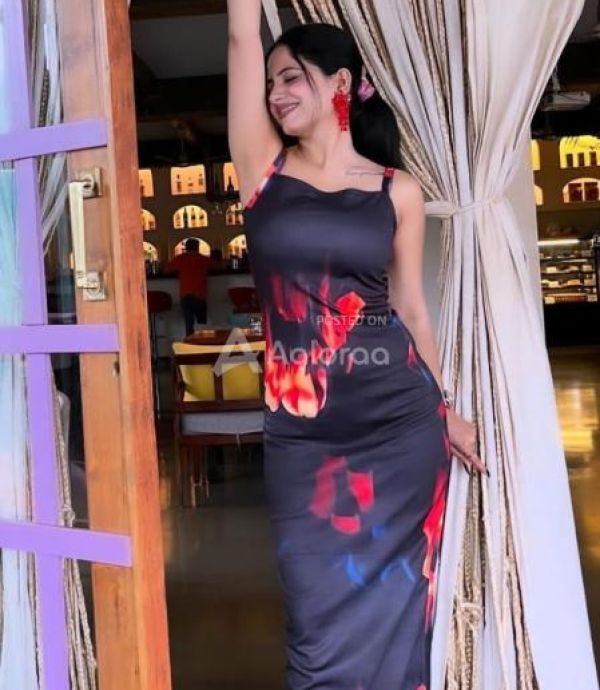 I am Pooja Singh genuine service only provide low price college girl available independent girl