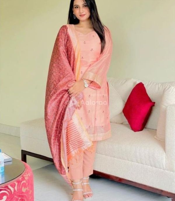 hot & sexy college girl low price safe and secure service provide anytime available geniune escorts chg ghhgh