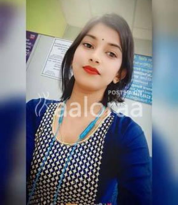Hi profile sexy college girl housewife aunty bhabhi hotel and home service