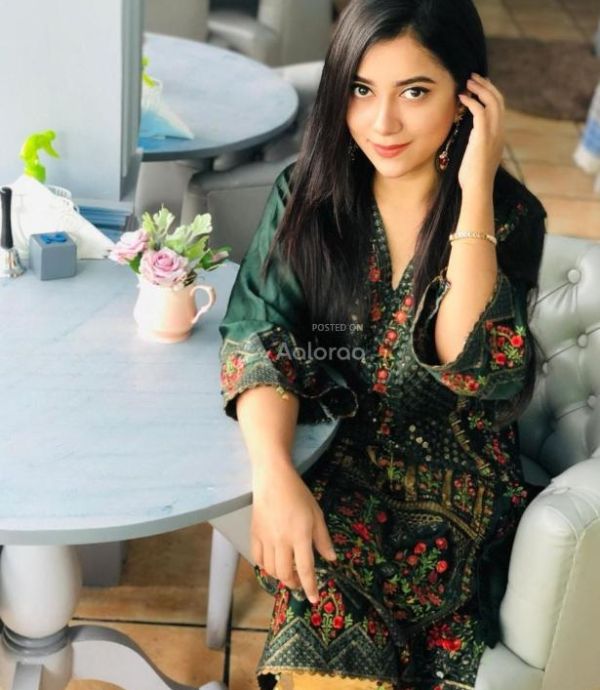 ONLY CASH PAYMENT VIP TOP MODEL CHIEF AND BEST HAND CASH PAYMENT ONLY GENUINE PERSON
