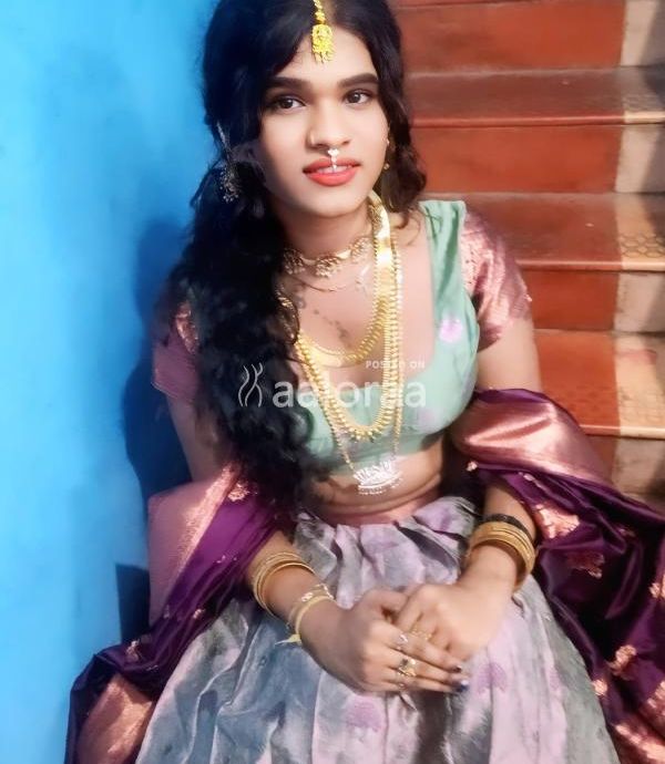 Transexual Yamini transgender Ts dating Im here for you uin pk cock and boobs