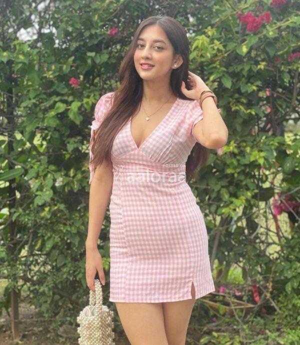 9667677194 Russian Call Girl in Defence Colony - Russian Escorts