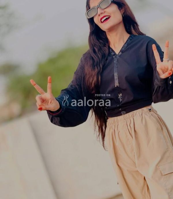COLLEGE GIRLS OYO HOTELS HOUSE IN CALL OUT CALL  GENUINE SERVICE 24X7 AVAILABLE BOOKING NOW