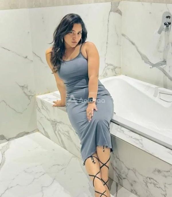 Only one pic send madam because customer pick uploaded Facebook Twitter insta in any other websites same girl available otherwise your payment is refu