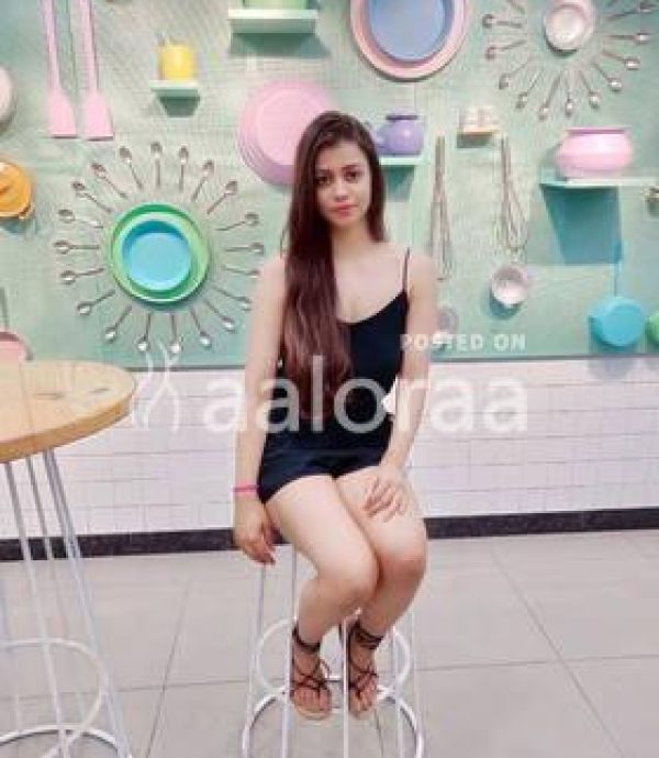 Hi profile sexy college girl housewife aunty bhabhi hotel and home service