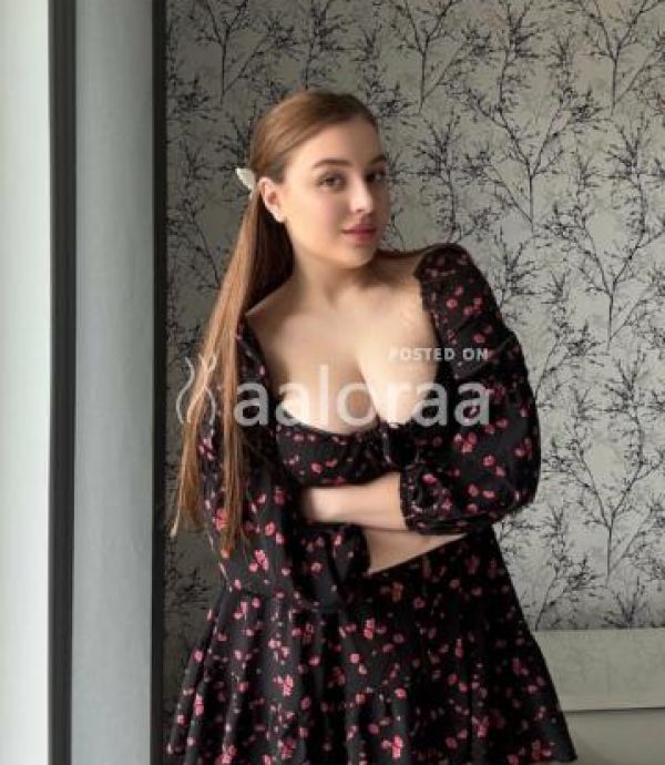 Noida Sector 52 Escorts Services  9990186833 Real Call Girls in Noida Independent Escort 