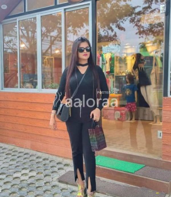 Myself Payal call girl service hotel and home service 24 hours available now call me