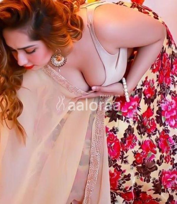High Profile Call Girls In Gardens Galleria Mall 921755_8422 Noida Female Escort Booking Good Escorts Service