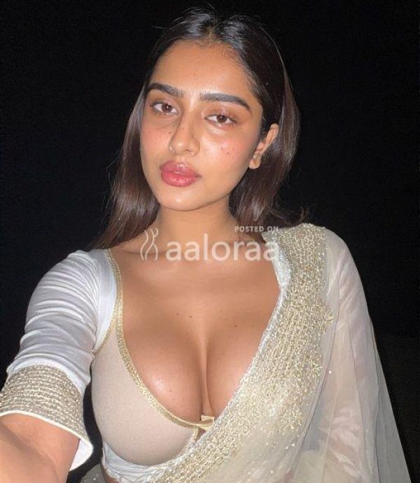 NISHA REDDY MALE ESCORTS SERVICE PLAYBOY JOB AVAILABLE IN KOCHI