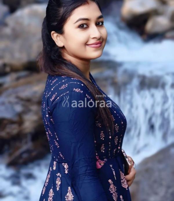 Hazaribaghr low price cash payment VIP House Wife & VIP Escort Services with Satisfaction Safe & Secure