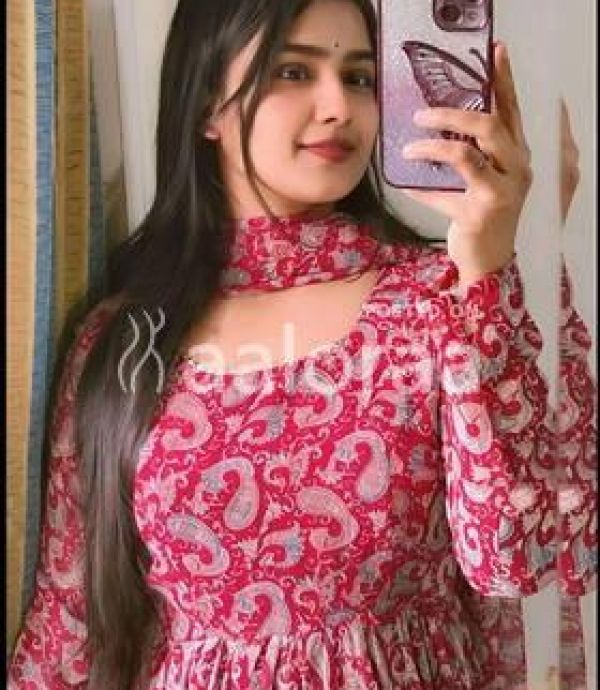 Hi profile sexy college girl housewife aunty bhabhi hotel and home service