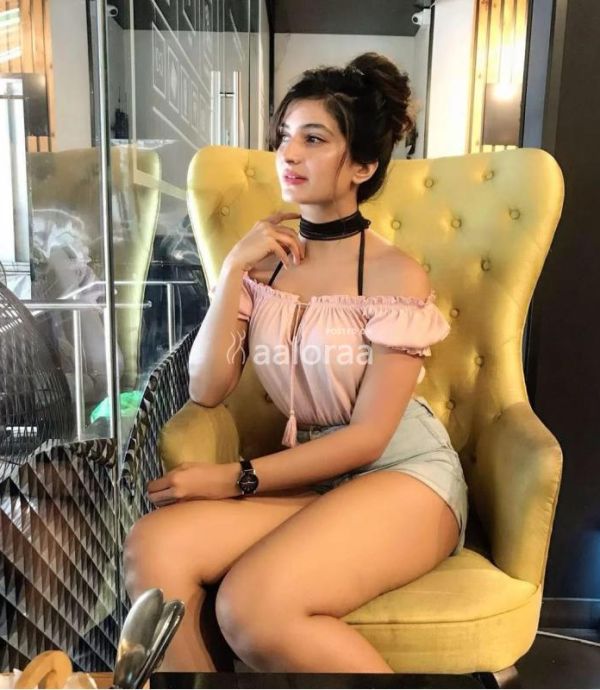 Khan Market Escorts Service 4500 To 10000 With AC Hotel 