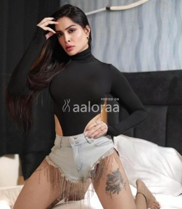 Hot shemale mistress big boobs with dick and bubbly ass now available in Mumbai