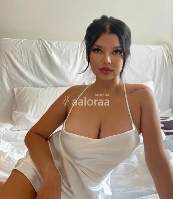 Myself Divya  college girl and house wife available 24 hr