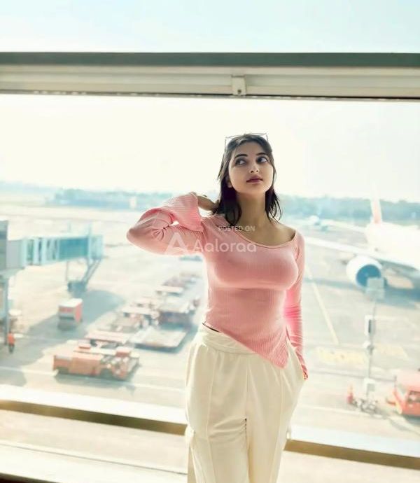 We re providing best staff in delhi ncr