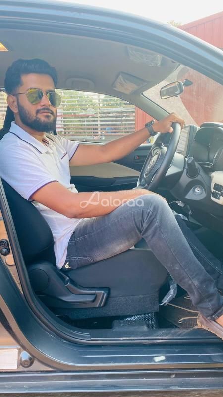 Handsome Gym-Fit Male Companion Available in Kolkata  Private & Discreet for Ladies