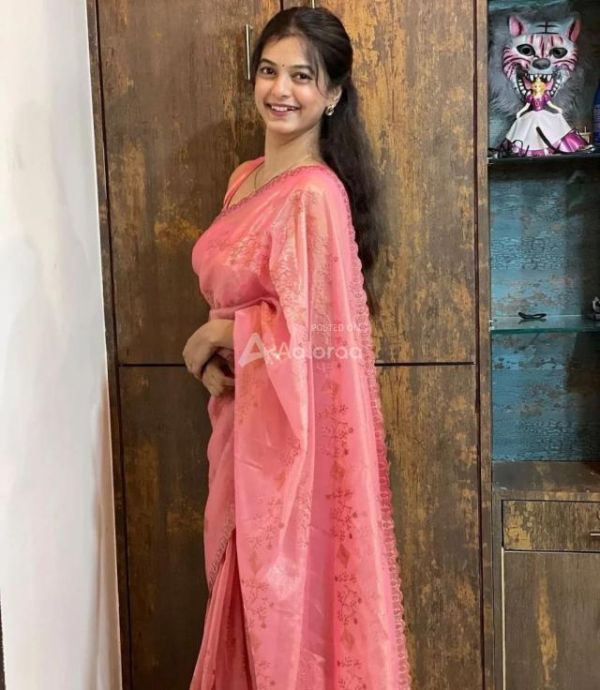 Yogita madam ready karva de ta hu me dear sir please no time pass dear only booking amount paid dear sir