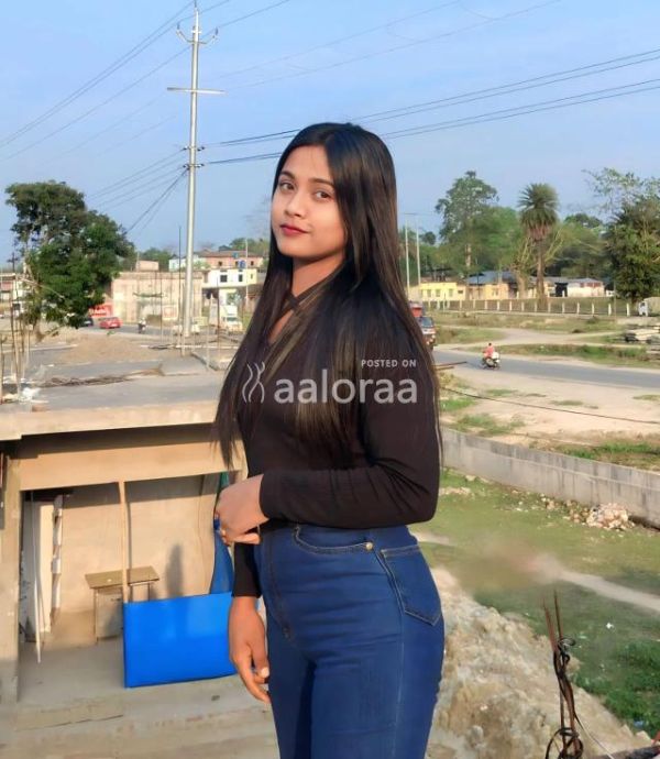 Professional call girls in sector 18 Noida escort service 247