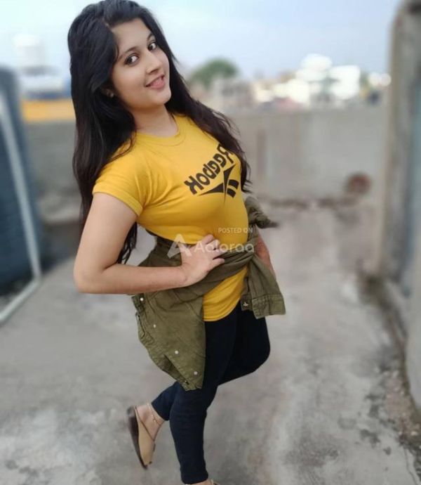 Wardha vip top class sexy model riya