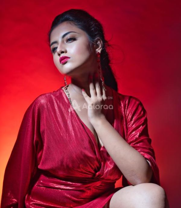 TODAY LOW PRICE GENUINE HIGH PROFILE COLLEGE GIRLS CASH PAYMENT HAND TO HAND PAYMENT